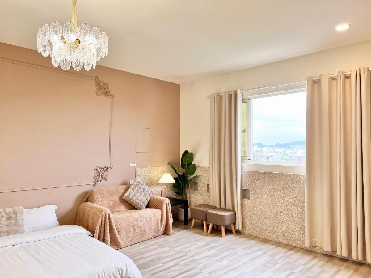 T'ai-tung 永安101 Wing On X 國旅補助-1000元 Bed & Breakfast エクステリア 写真
