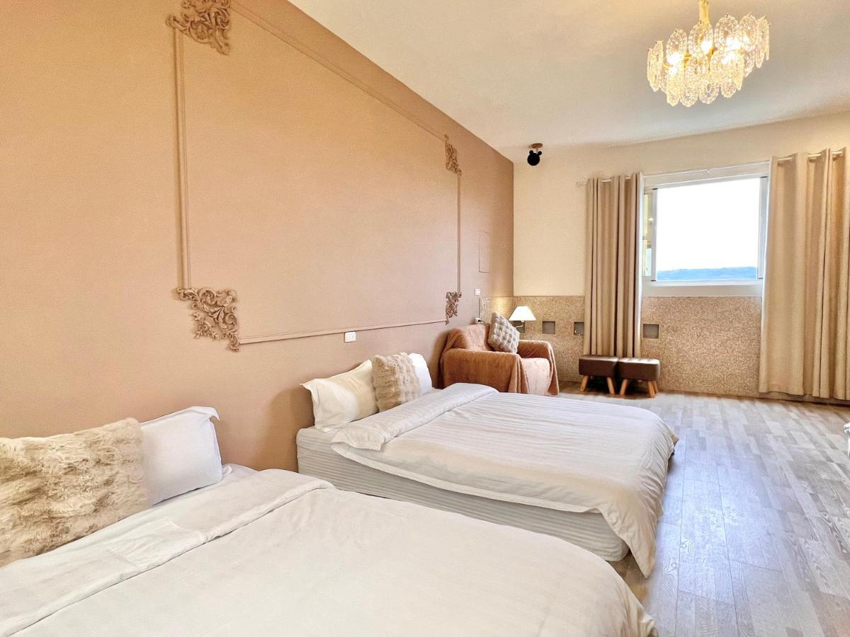 T'ai-tung 永安101 Wing On X 國旅補助-1000元 Bed & Breakfast エクステリア 写真