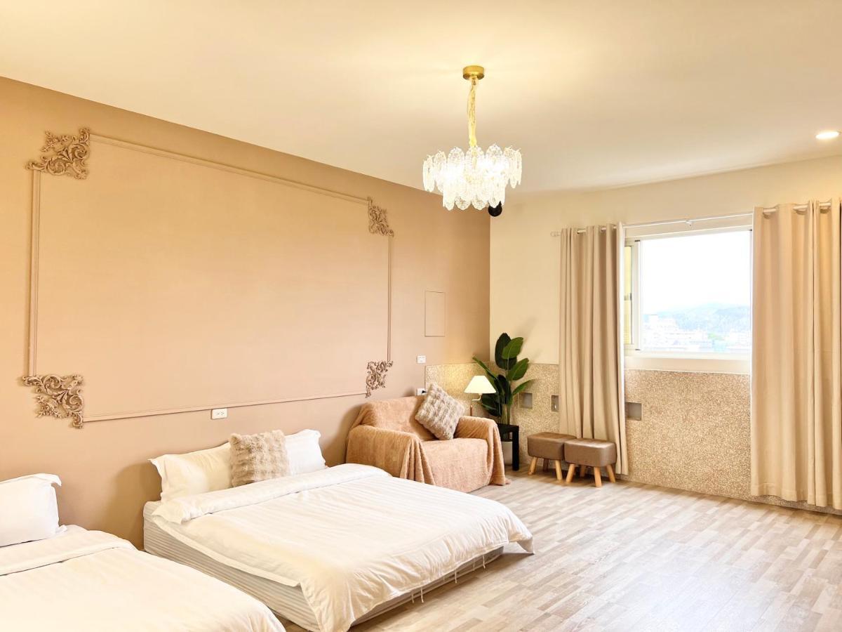 T'ai-tung 永安101 Wing On X 國旅補助-1000元 Bed & Breakfast エクステリア 写真