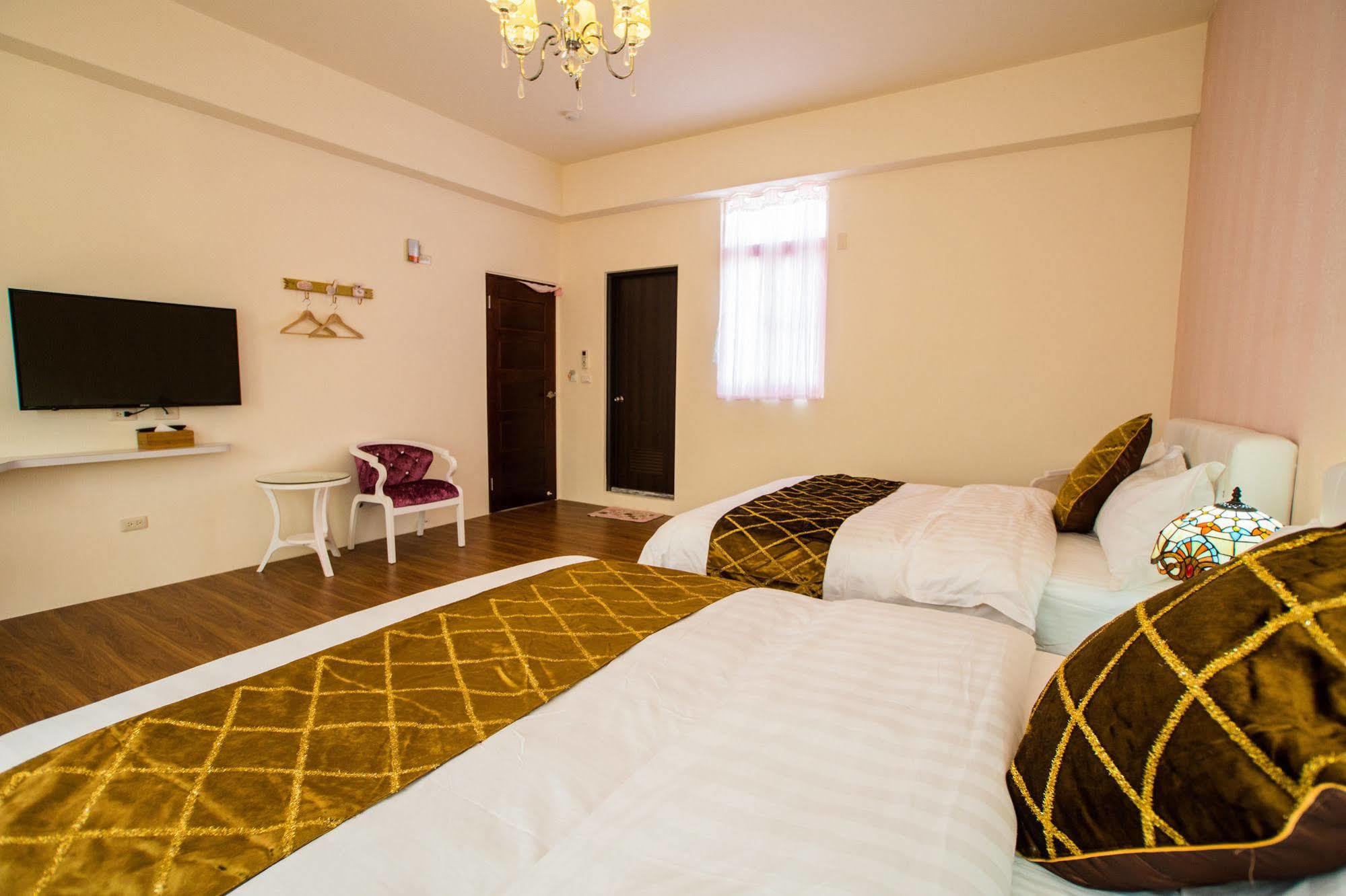 T'ai-tung 永安101 Wing On X 國旅補助-1000元 Bed & Breakfast エクステリア 写真