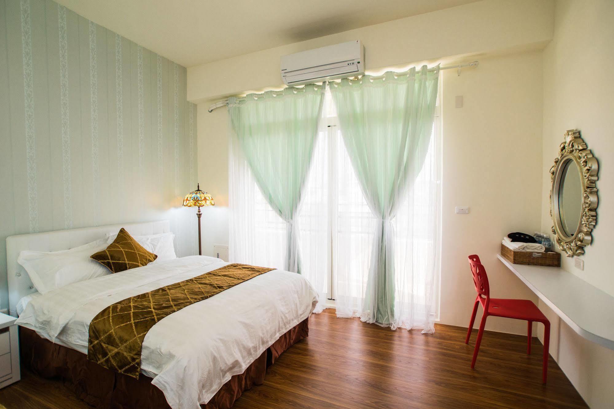 T'ai-tung 永安101 Wing On X 國旅補助-1000元 Bed & Breakfast エクステリア 写真